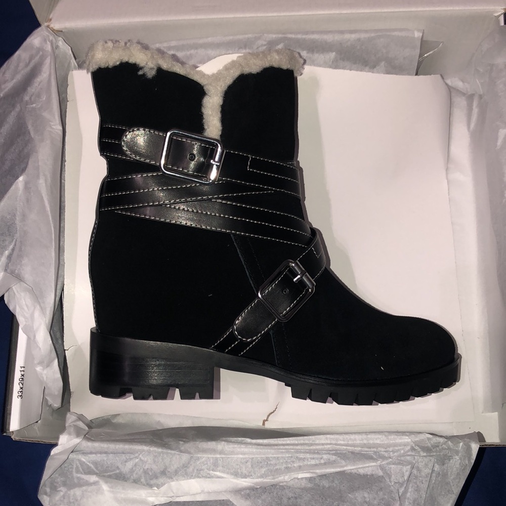 NWT Nine West Demi Wedge